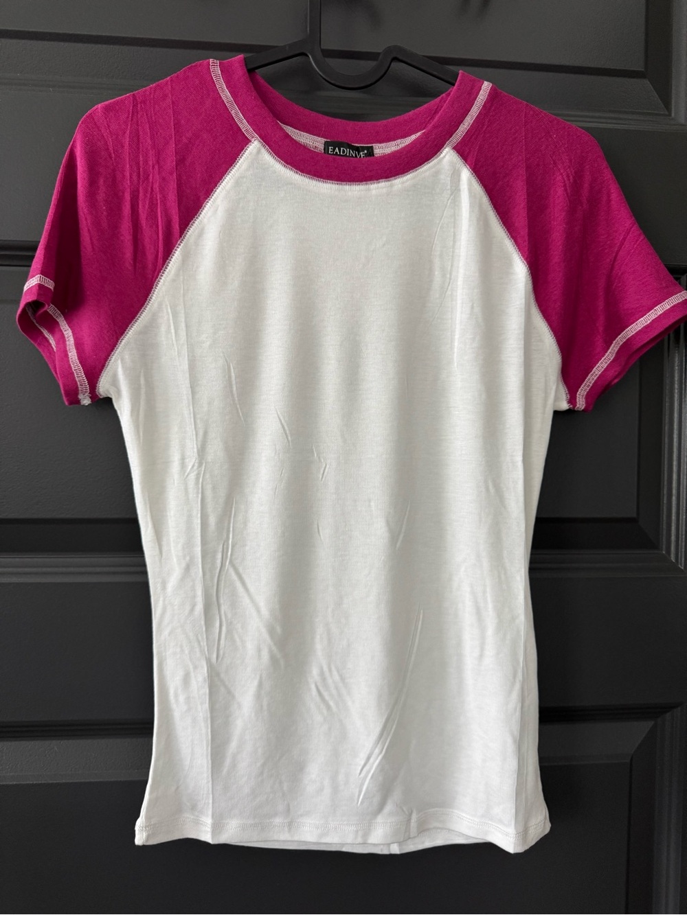 Eadinve Off White and Fuchsia Raglan Short Sleeve Top size Small women’s